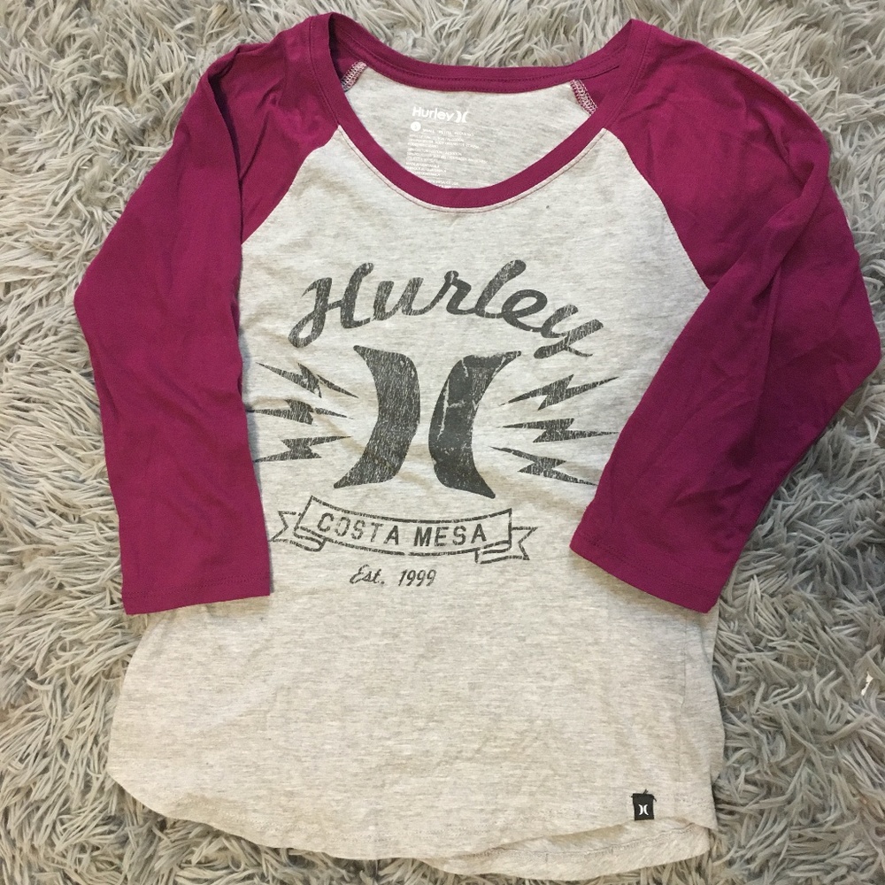 Hurley half way sleeved shirt